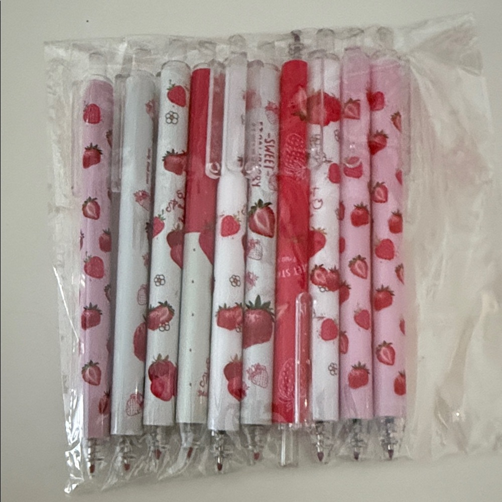 NWOT in original packaging Strawberry Patterned Party Pens Set